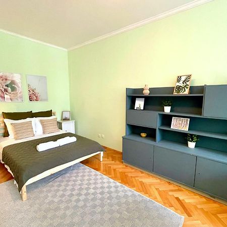 Bohemian Bright & Calm 2Br - Top Center - Private Balcony Sofía Exterior foto